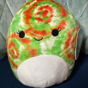 Squishmallows Winifred Pink and Green Tie-Dye chameleon Plush